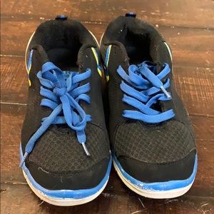 Air Sport Athletic Shoes